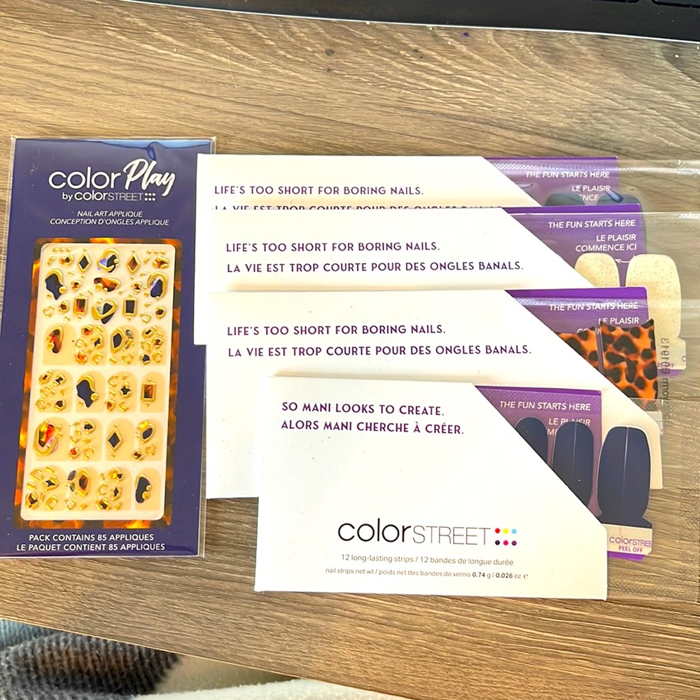 Color Street Color Play Box Cafe Book Club